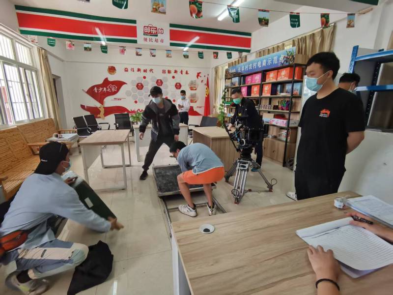 船营区广告片拍摄公司：极简主义践行者，少即是多的视觉哲学